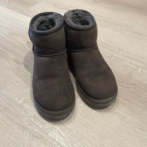 UGG classic mini boot II
